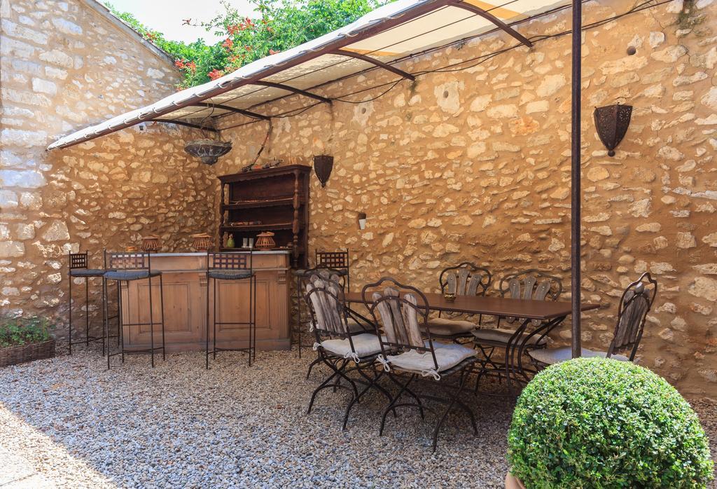 Bed and Breakfast La Louviere Des Bruyeres Robion en Luberon Exterior foto