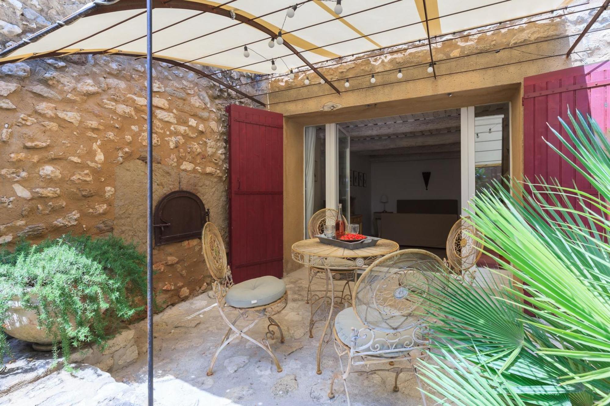 Bed and Breakfast La Louviere Des Bruyeres Robion en Luberon Zimmer foto